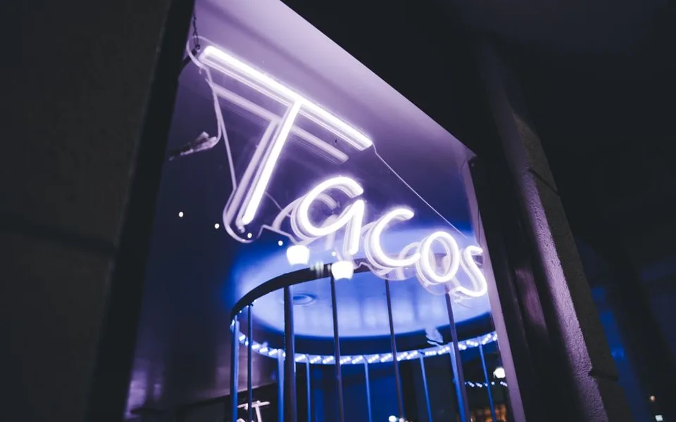 LED neon natpis, Jednobojni, vanjski