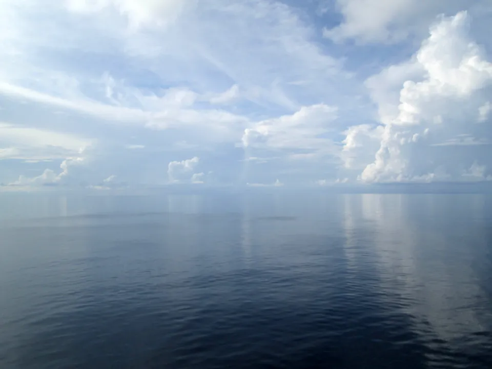 Motiv zidne tapete Mirno nebo nad oceanom