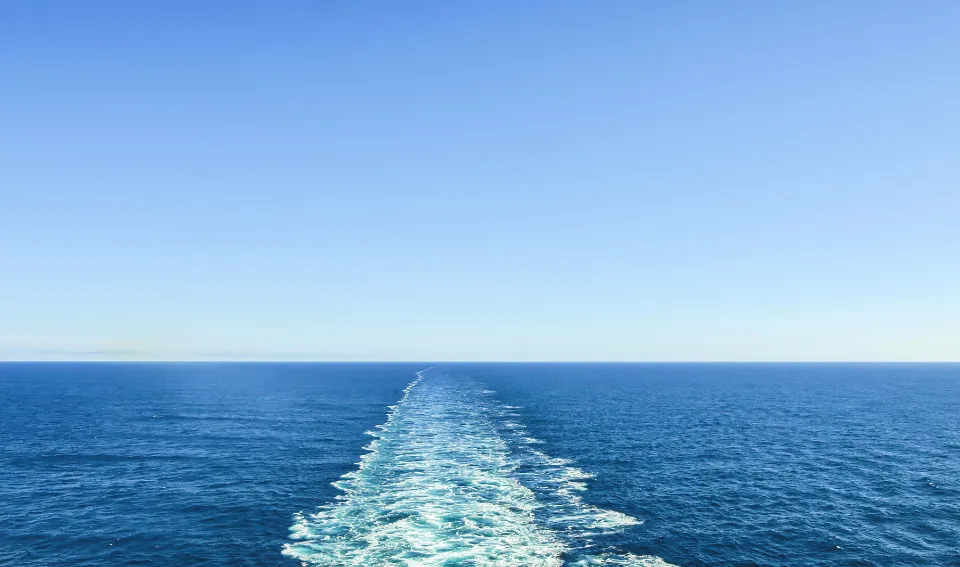 Motiv zidne tapete Ocean s plovidbom