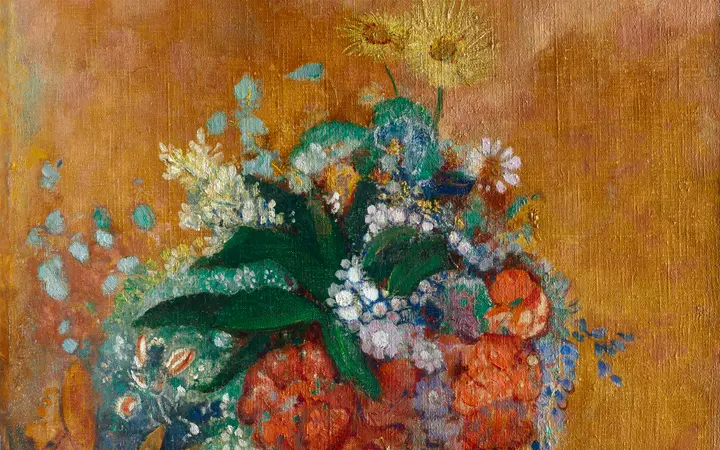 Izraziti cvjetni aranžman u vazi dominira živim bojama i detaljima u toplom svjetlu. oil on fabric — Odilon Redon, 1905.